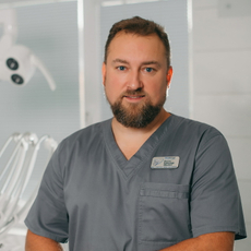Филатов Александр Юрьевич, стоматолог-хирург