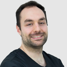 Микоян Артавазд Саркисович, стоматолог-хирург