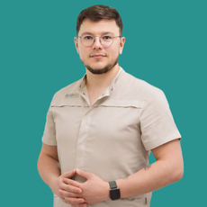 Андреев Роман Викторович, стоматолог-хирург