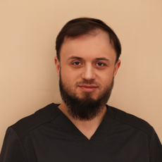 Магомедов Магомед Аркалаевич, стоматолог-хирург