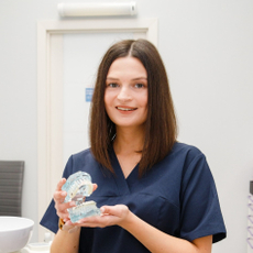 Свиридова Ксения Николаевна, ортодонт