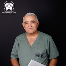 Загидуллин Анур Нугаманович, стоматолог-ортопед