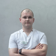 Горников Никита Сергеевич, стоматолог-терапевт