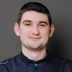 Чухланцев Евгений Александрович, стоматолог-хирург