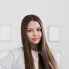 Романова Полина Сергеевна, стоматолог-терапевт