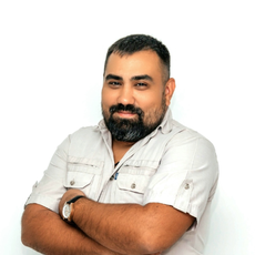 Идрисов Руслан Альбертович, стоматолог-хирург