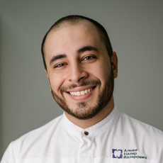 Алыев Назир Вазирович, стоматолог-ортопед