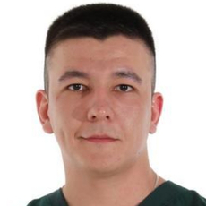 Утягулов Айрат Альфредович, травматолог