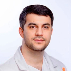 Яралиев Вагиф Максимович, хирург