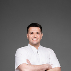 Коробков Павел Андреевич, стоматолог-хирург