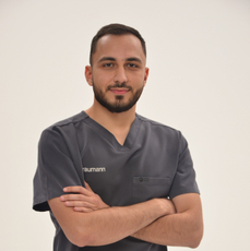 Амбарцумян Арман Арсенович, стоматолог-терапевт