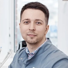 Спильниченко Владислав Игоревич, стоматолог-ортопед