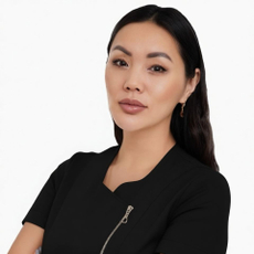 Мосолова Вероника Тебуевна, стоматолог-терапевт