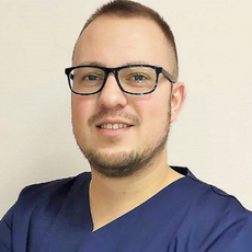 Крайнов Александр Андреевич, массажист