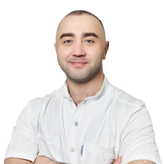 Мустафаев Эмирусеин Эсфендиярович, стоматолог-ортопед