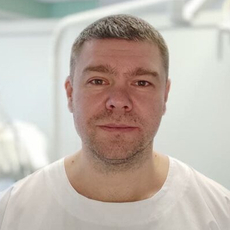 Коровин Сергей Валерьевич, стоматолог-терапевт