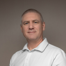 Белоусов Сергей Алексеевич, стоматолог-терапевт