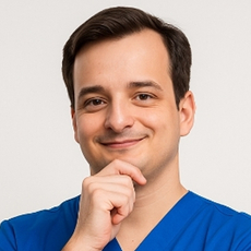 Махмудов Заур Физули Оглы, стоматолог-терапевт