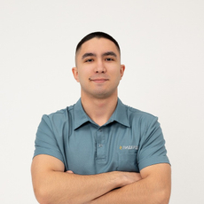 Хасанов Булат Ильнарович, стоматолог-терапевт