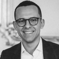 Колесников Павел Дмитриевич, массажист