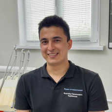 Курбонов Бахтиёр Намозович, стоматолог-терапевт