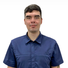 Григорян Артем Романович, стоматолог-терапевт