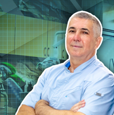 Гуляев Олег Васильевич, стоматолог-хирург