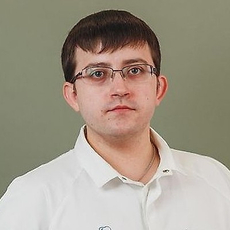 Исламов Линар Айратович, стоматолог-терапевт