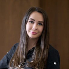 Медведева Алина Игоревна, стоматолог-эндодонт