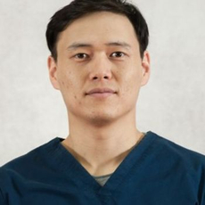 Атабеков Тариель Абдилазимович, кардиохирург