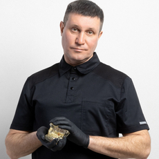 Фролов Глеб Викторович, имплантолог