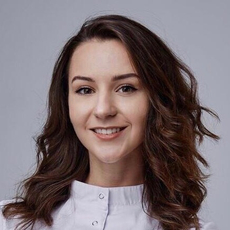 Белова (Бондарева) Вероника Юрьевна, стоматолог-терапевт