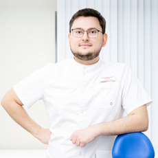 Кичигин Андрей Дмитриевич, стоматолог-терапевт