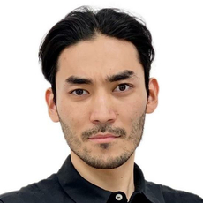 Абдыкадыров Эрлан Эмилбекович, стоматолог-терапевт