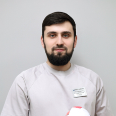 Ахтаев Ибрагим Халидович, офтальмолог