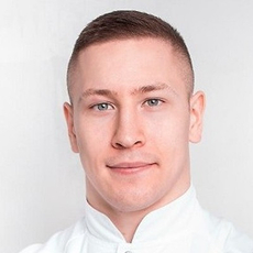 Латыпов Айнур Раилевич, стоматолог-терапевт