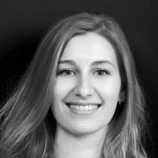 Сапрычева Екатерина Андреевна, стоматолог-хирург