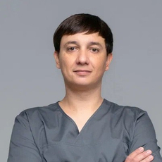 Резник Василий Александрович, стоматолог-хирург