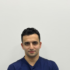 Захарян Виталий Георгиевич, стоматолог-хирург