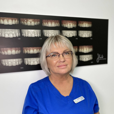 Кулакова Людмила Алексеевна, стоматолог-терапевт