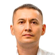 Валиев Эрик Фидаилевич, хирург