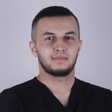 Ашуров Акмалджон Абдурахимович, стоматолог-терапевт