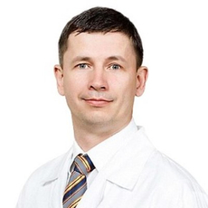 Рузанов Денис Евгеньевич, пластический хирург