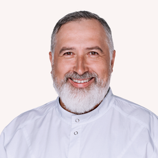 Бахарев Павел Николаевич, стоматолог-хирург