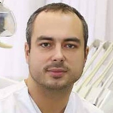 Гордиенко Евгений Валентинович, стоматолог-терапевт
