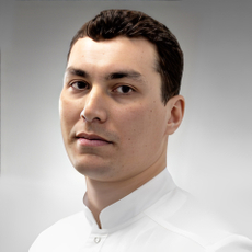 Гансгорн Герман Геннадьевич, стоматолог-хирург