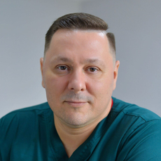 Корягин Дмитрий Леонидович, стоматолог-хирург