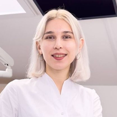 Димакова Елизавета Юрьевна, стоматолог-терапевт