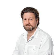 Туманов Илья Анатольевич, стоматолог-хирург