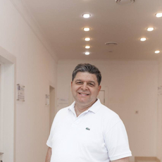 Сербулов Валерий Валерьевич, стоматолог-хирург